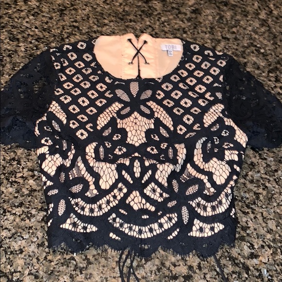 π€TOBI black lace crop small π€